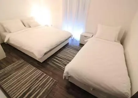 Dubrovnik - Ivanica: “sunnyhills Apartments” With Pool