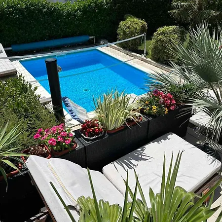 Dubrovnik - Ivanica: “sunnyhills Apartments” With Pool * Ivanica