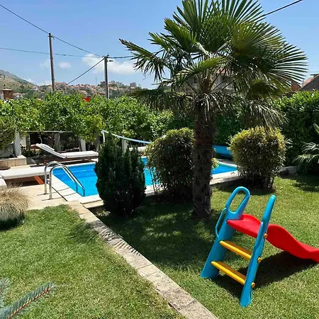 Dubrovnik - Ivanica: “sunnyhills Apartments” With Pool