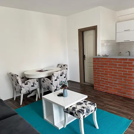 Dubrovnik - Ivanica: “sunnyhills Apartments” With Pool Ivanica