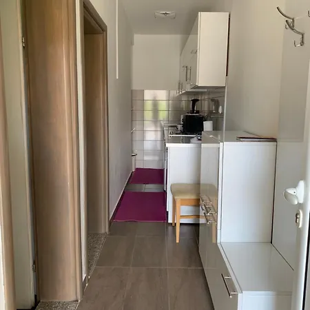 Dubrovnik - Ivanica: “sunnyhills Apartments” With Pool Apartment